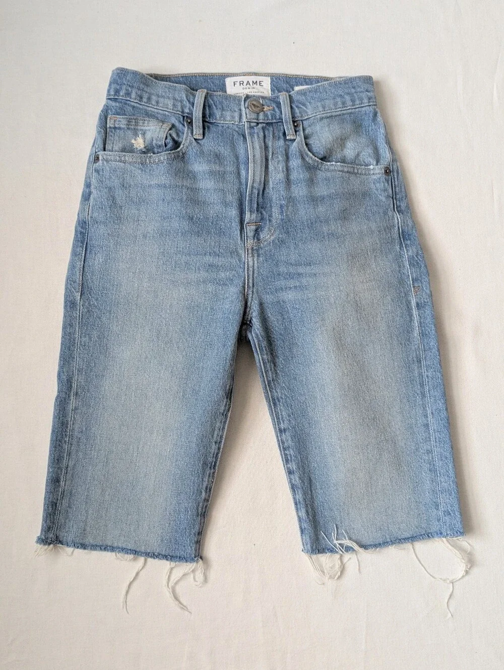 FRAME Le Vintage Bermuda Denim Shorts Medina Light Wash 23